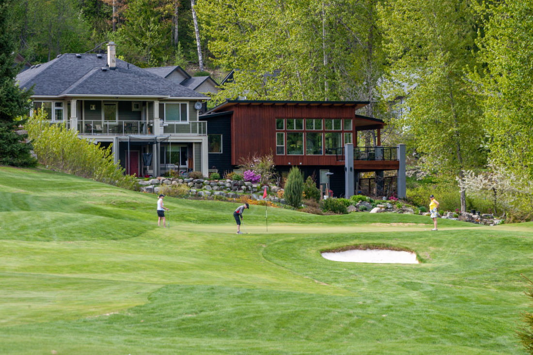Real Estate Rossland BC Homes For Sale in Rossland & On The Golf Course