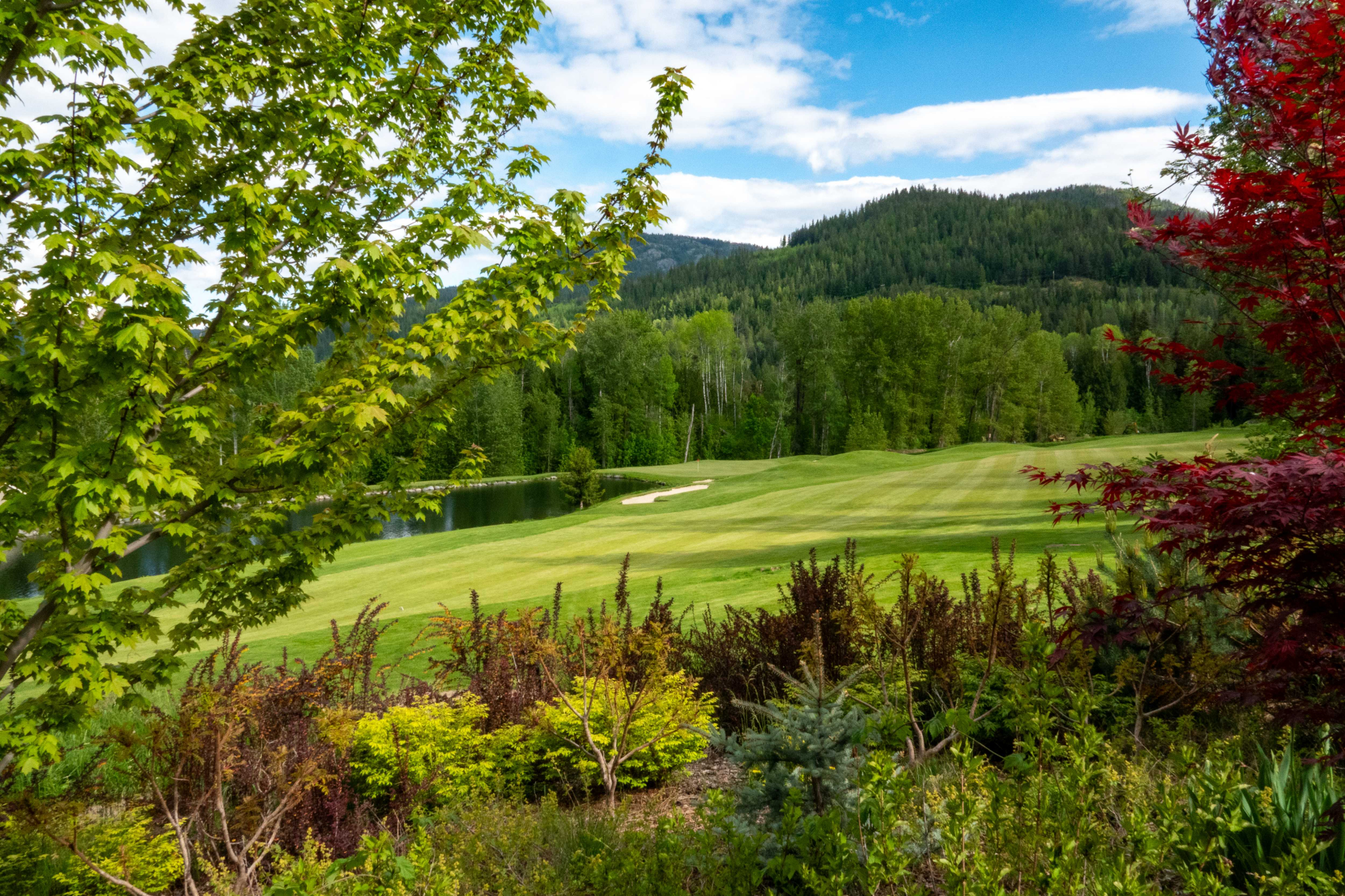 Hole16-17May2026 Redstone Golf Courses beautiful mountain views